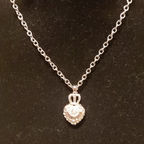 Juicy Couture Jewelry - Juicy Couture necklace
